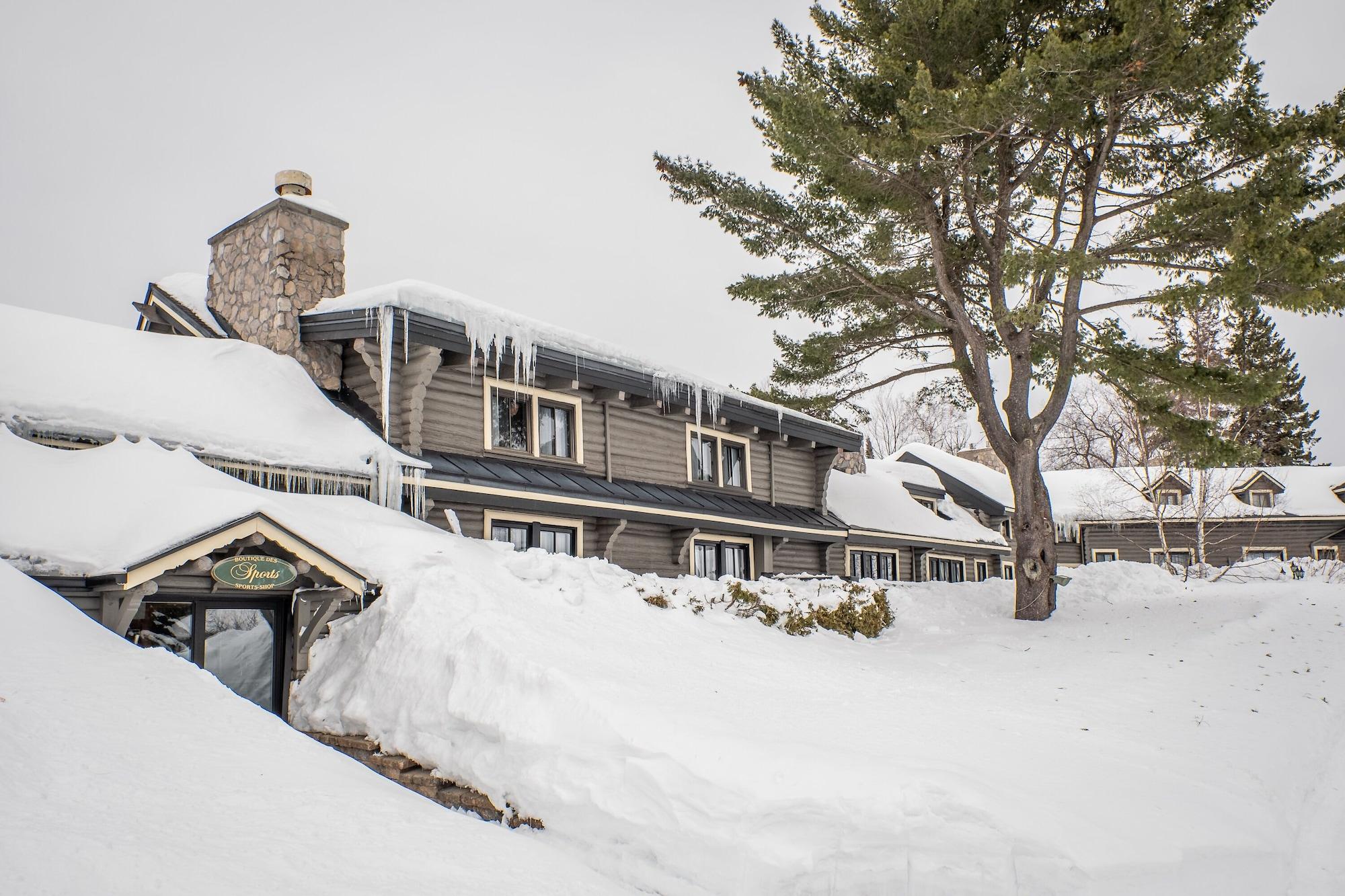 Hôtel Mont Gabriel Sainte-Adèle Exterior foto